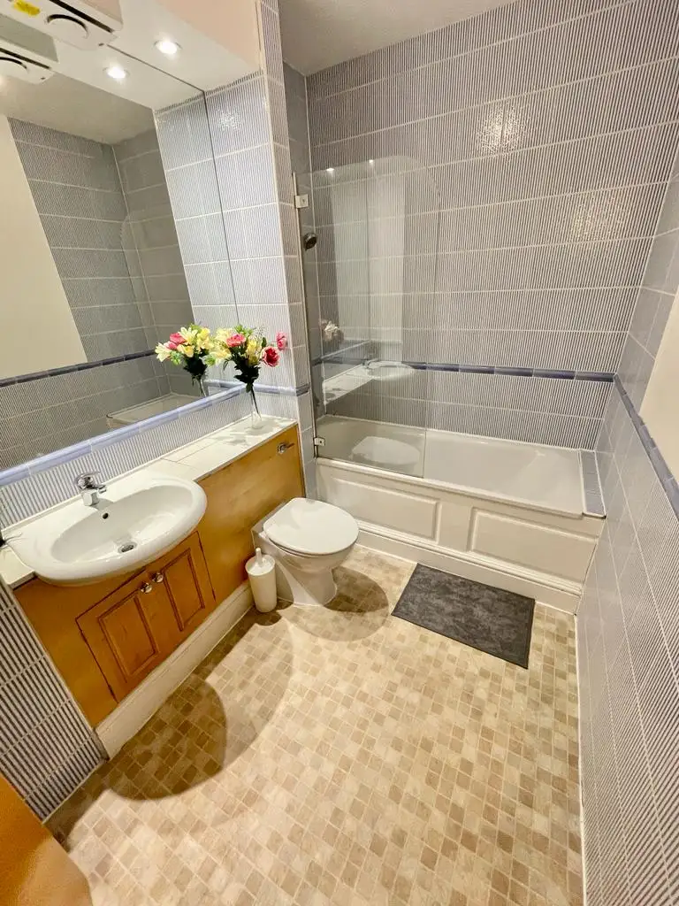 Double room near Crossharbour